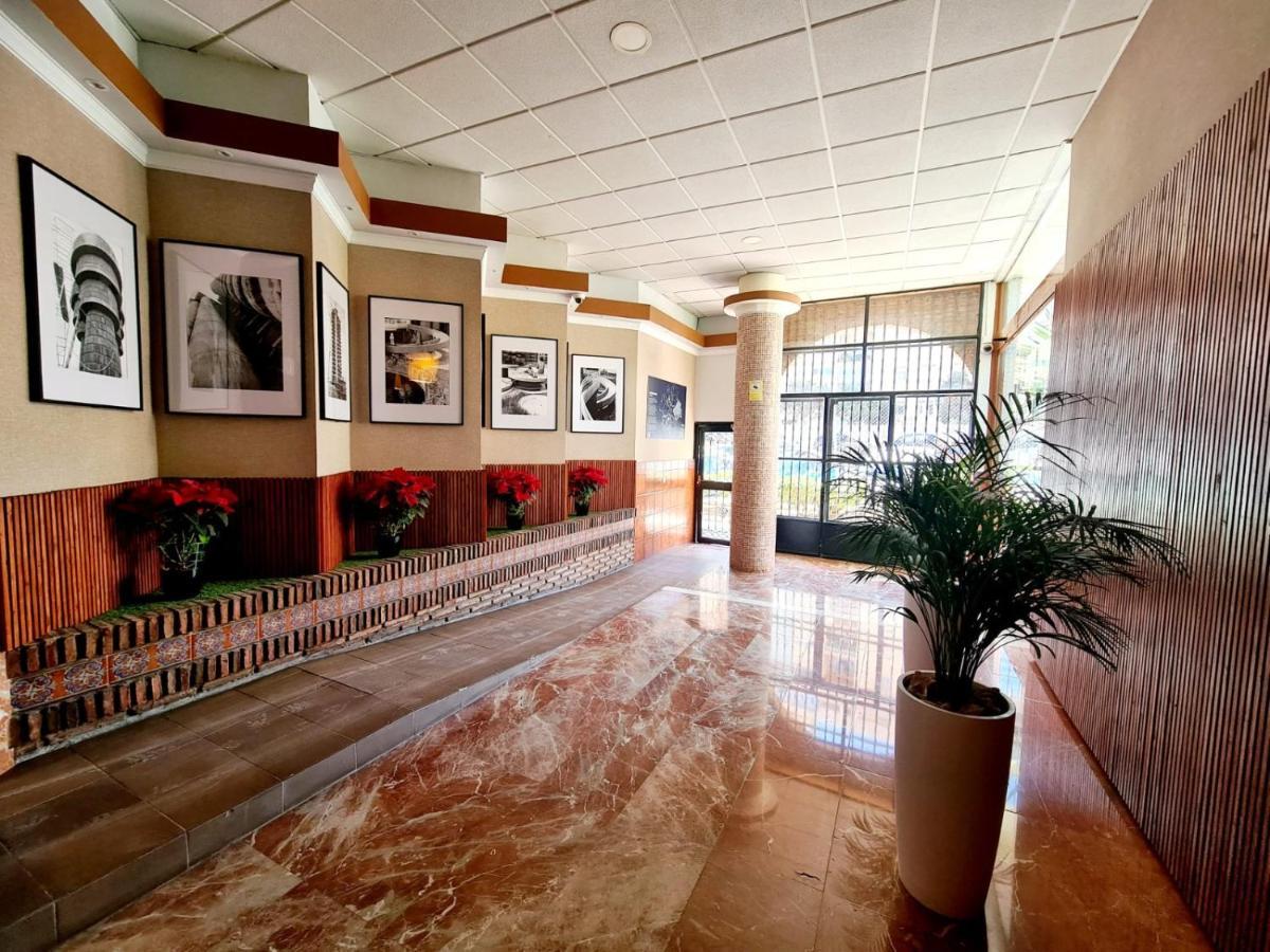 Skyline Suites Costa Del Sol Торемолинос Екстериор снимка